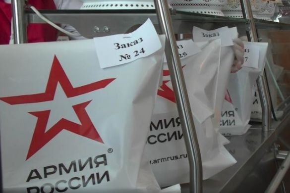 Для российских военнослужащих ввели возможность удалённого заказа блюд