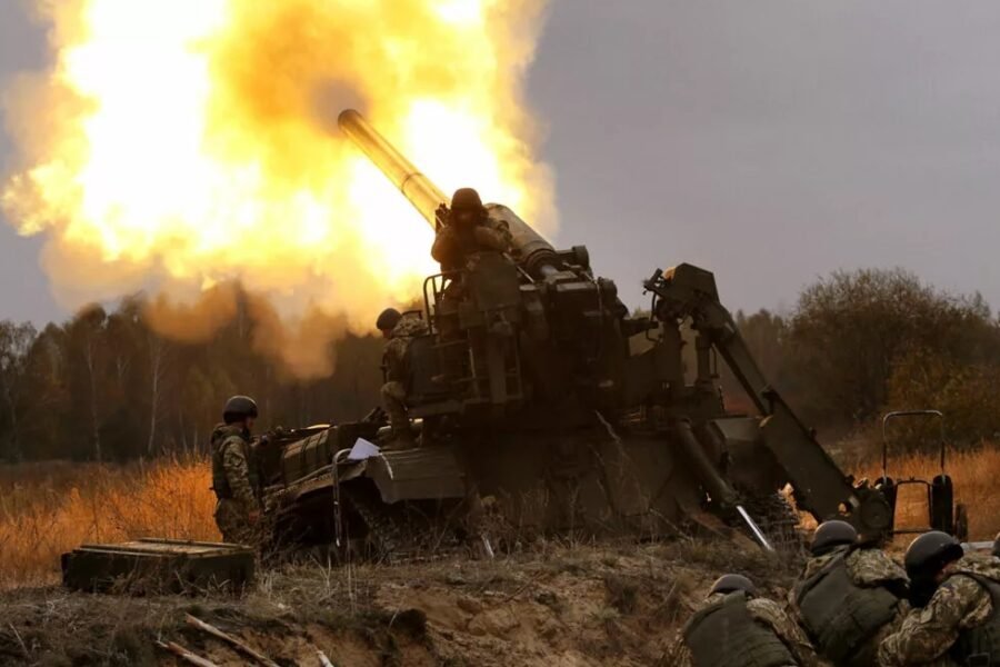 После отвода российских военных ВСУ атаковали ДНР и ЛНР мощнейшими ударами