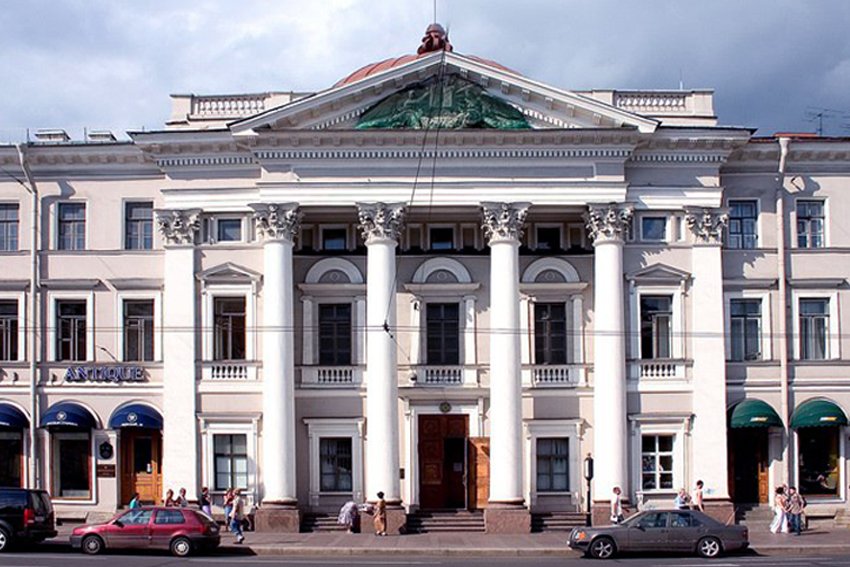 В Санкт-Петербурге открылись выставки, посвящённые Сергею Курёхину и Виктору Цою