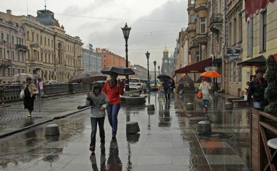 Санкт петербург и дождь