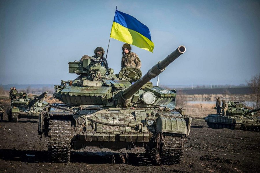 Военный эксперт оценил шансы Киева наступать на Крым