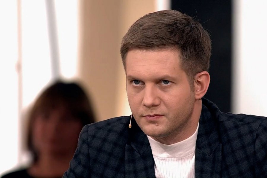 Актер Виталий Гогунский сообщил, что состояние телеведущего Бориса Корчевникова ухудшается