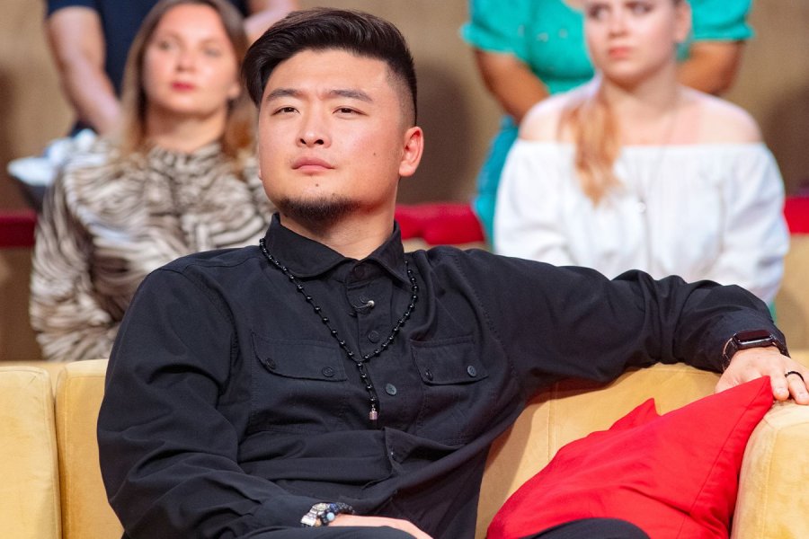 Анатолий Цой заявил, что должен был победить в шоу «Конфетка» вместо певца Сергея Жукова