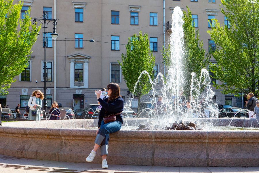 В Санкт-Петербурге синоптики прогнозируют теплую погоду