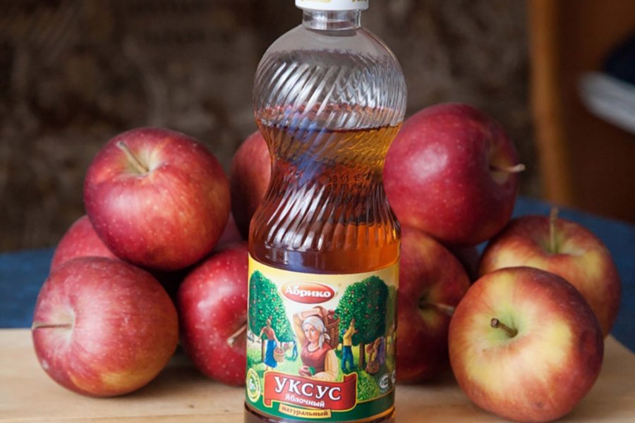 Диетолог РФ Силуянов: Для стабилизации давления нужно пить яблочный уксус