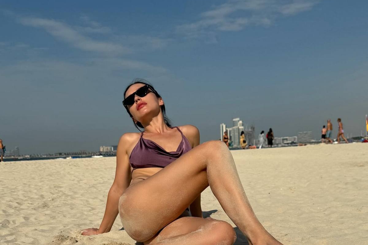 Поклонники отреагировали на пляжные фото Ольги Серябкиной в фиолетовом бикини