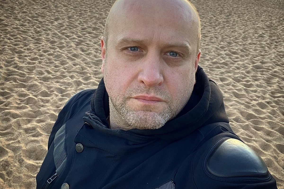 Виталий коваленко актер биография и личная жизнь Звезда сериала "ГДР" Виталий Коваленко рассказал об отношении к алкоголю: "Это в