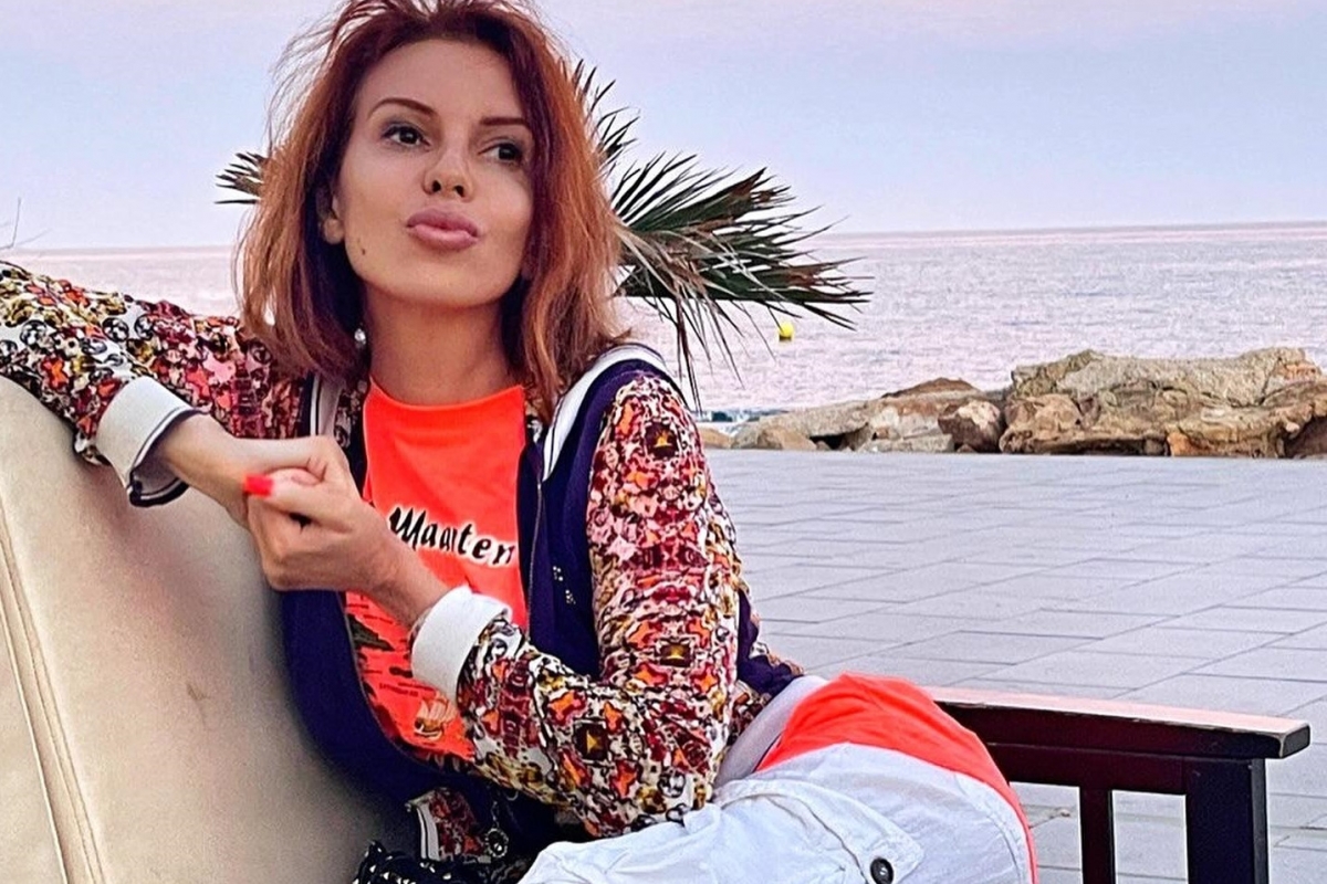 Певица Наталья Штурм заявила, что Алсу и Абрамов развелись из-за модели Решетовой